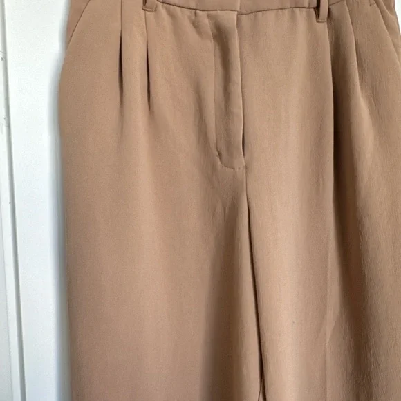 Wilfred Aritzia Women’s Tan Crepette Trousers Size 8 - Picture 2 of 8